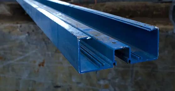 Painted aluminum extrusion scrap
